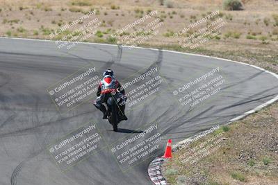 media/Apr-20-2025-AHRMA (Sun) [[393a79c373]]/Race/Group 2/Turn 4b/